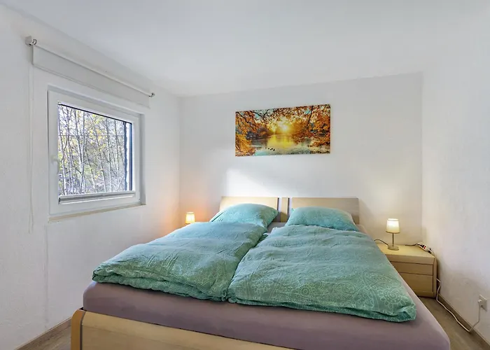 Haus Waldesruh 度假居 *